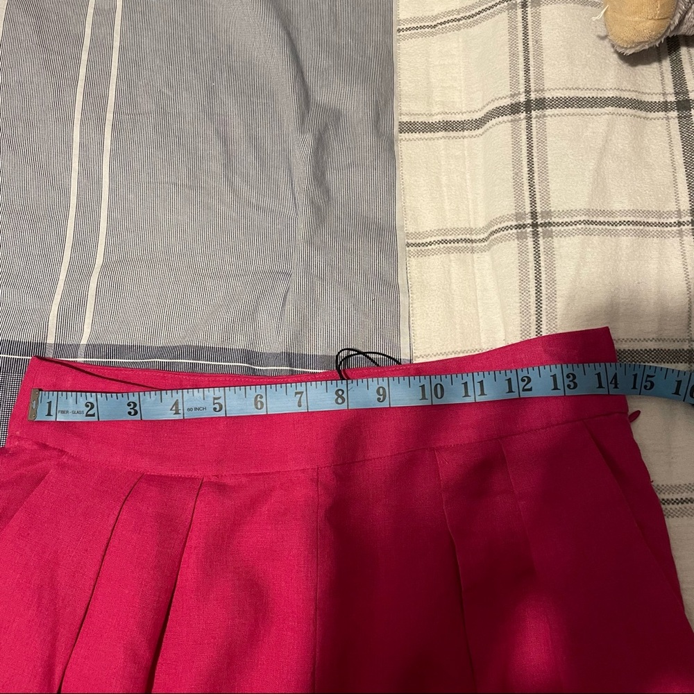 Theory Pleated Pants - Picture 11 of 11